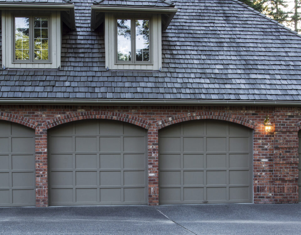 The Various Types of Garage Door Materials to Choose From